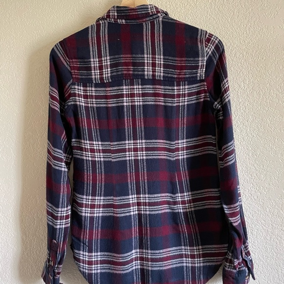 NWT- American Eagle Outfitters Ahh-mazingly Soft Flannel, XXS, slim fit - Picture 2 of 2